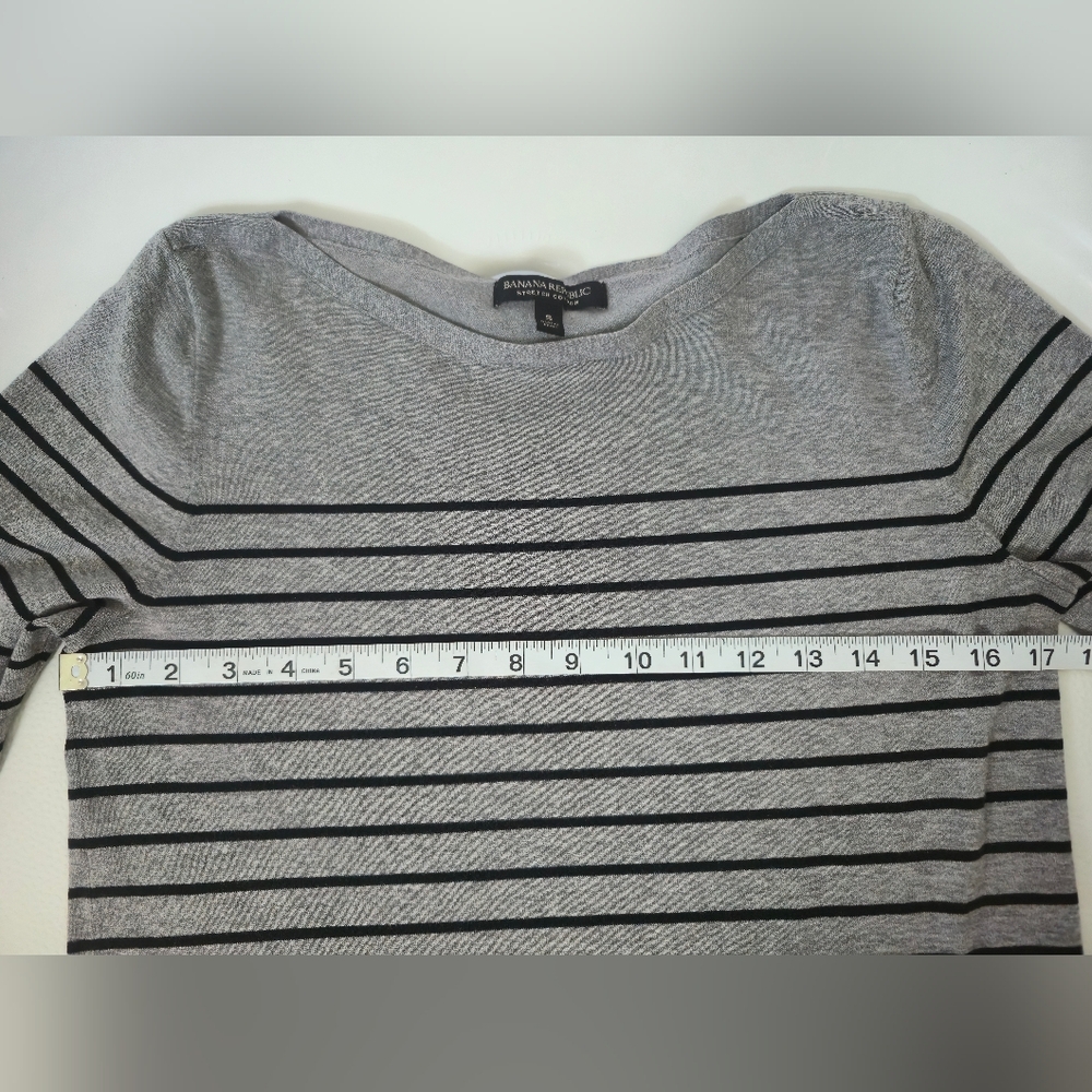 Banana Republic Gray Striped Top - Picture 9 of 9